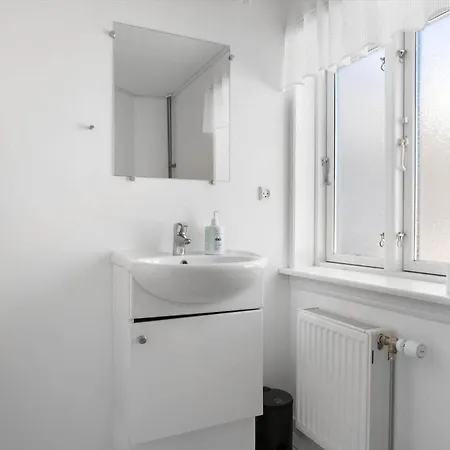 3720-nexo-nils-plumsvej-5 *